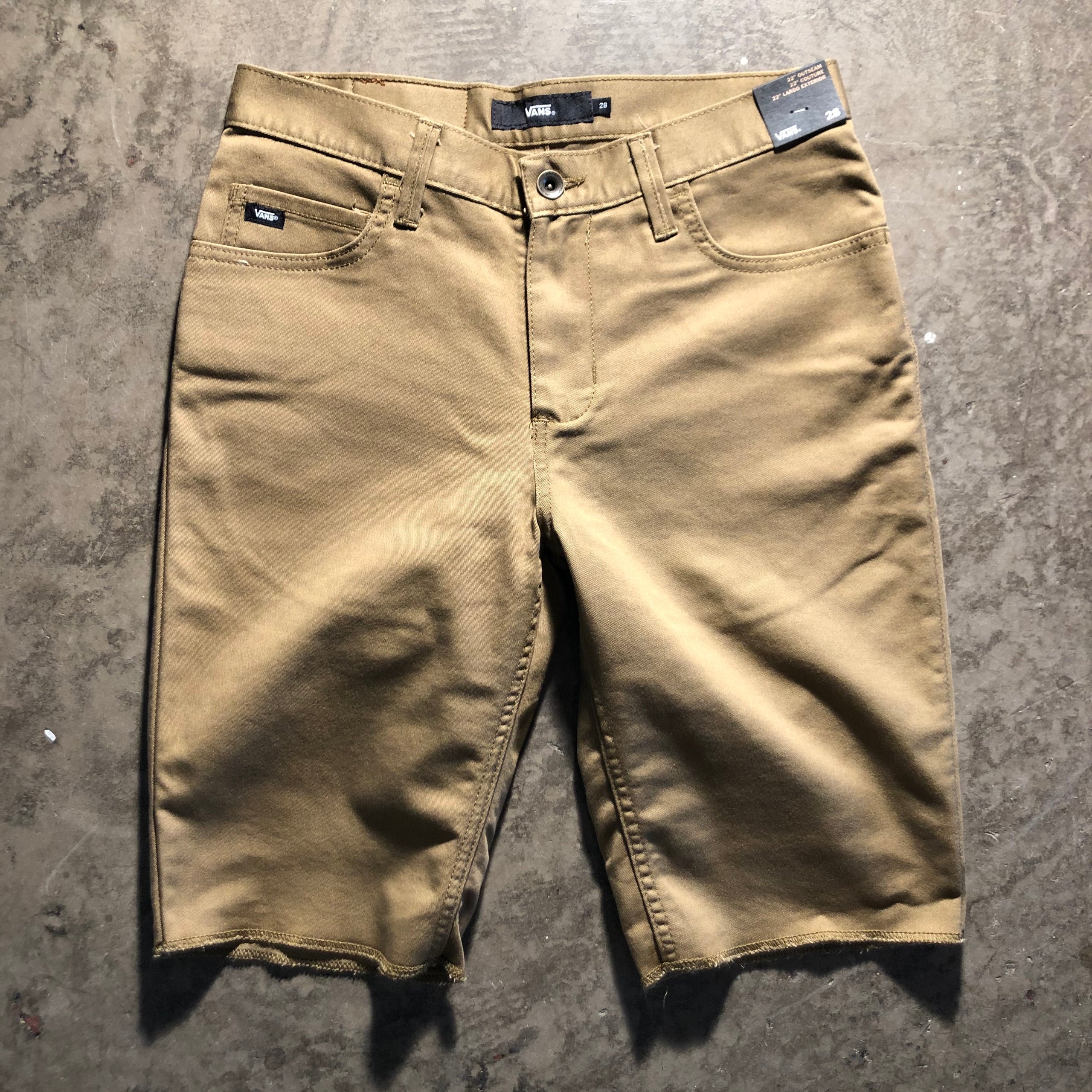 Vans av covina 22 short top